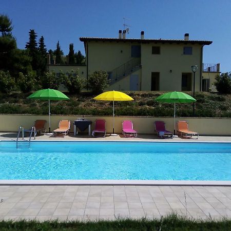 Agriturismo Terra Dei Falchi Castilenti ภายนอก รูปภาพ